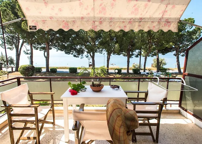 Melina Beachfront Apartment
