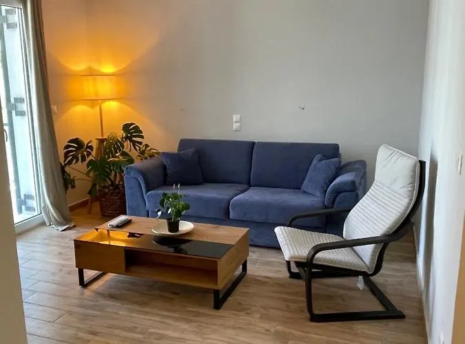Cosy Apartment With Sea View Close To The Beach