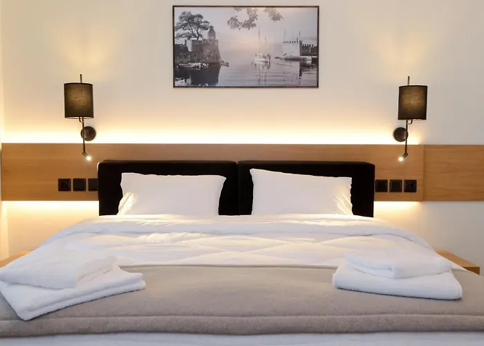Roloi Suites