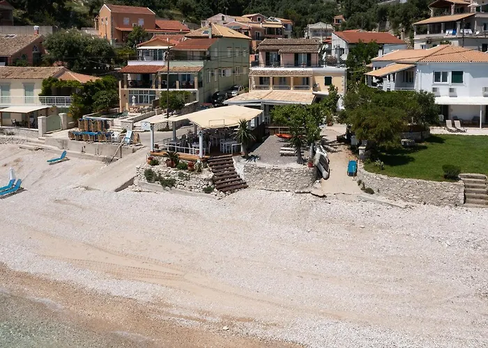 Salt & Sun Apartments By Konnect, At Kaminaki Beach