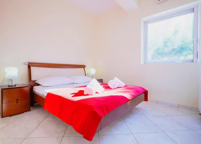 Pano\'S House