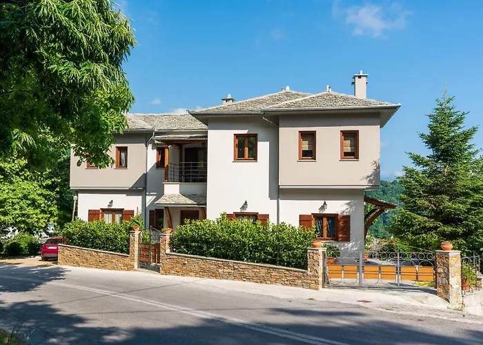 Άλυσσος Suites