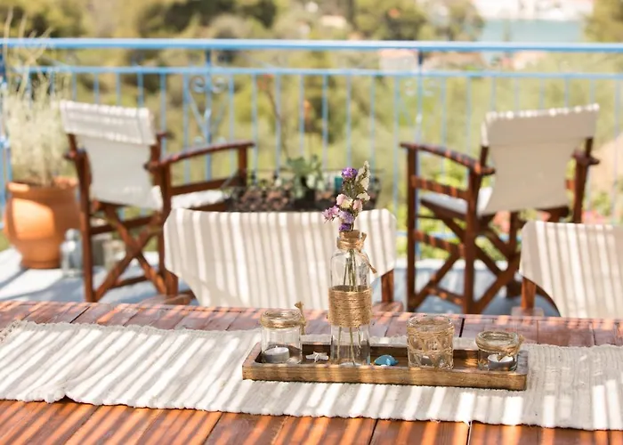 Agiazi Poros Summer House