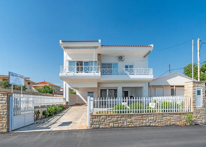 Costa Vasia Seaside Suites And Apartments