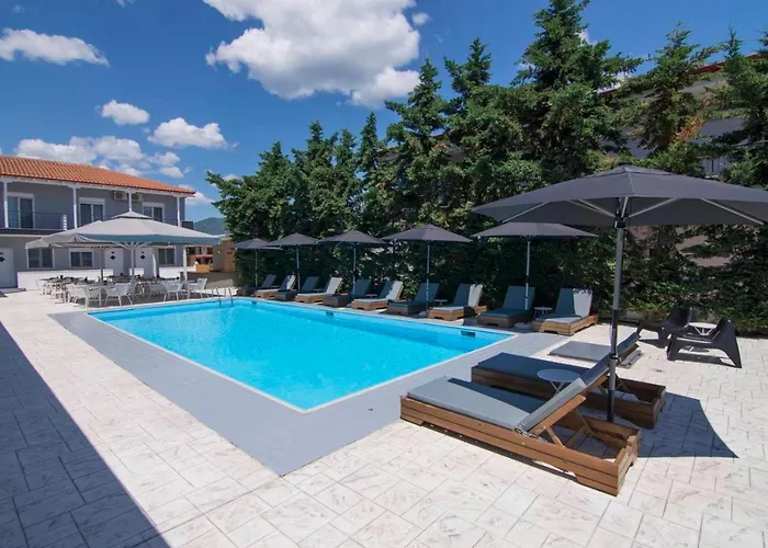 Philoxenia Suites
