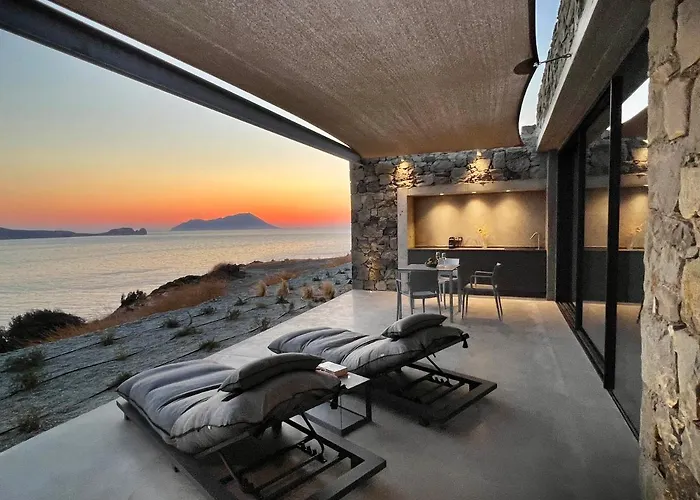 Echoes Milos