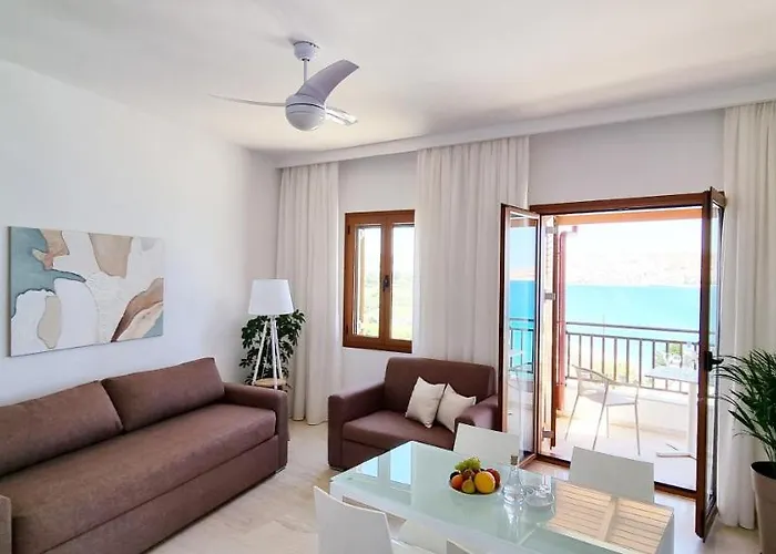 Simon Sea View