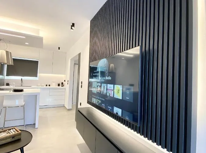 Seafront Apartment By C2C Architects