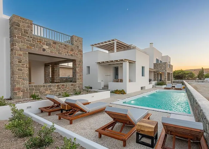 Manesis Suites