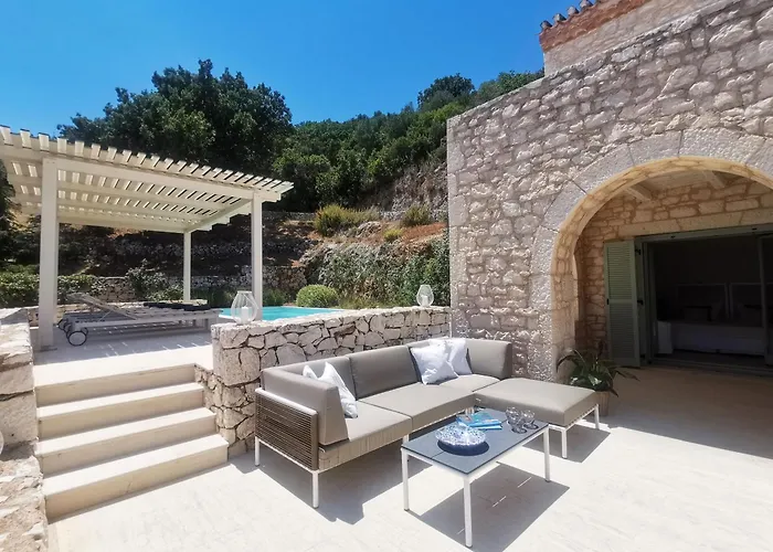 Urania Luxury Villas
