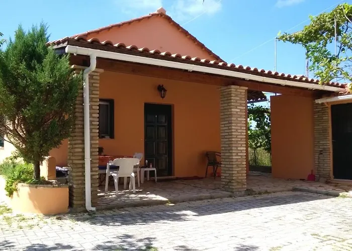 Aristidis Apartments