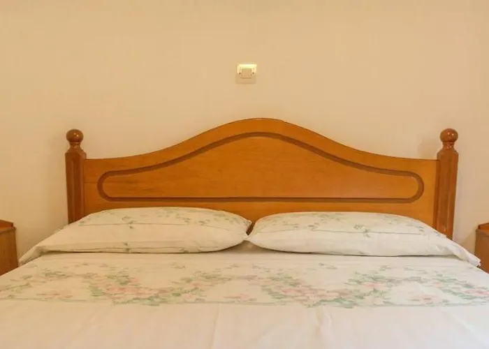 Volada View Traditional Apartments