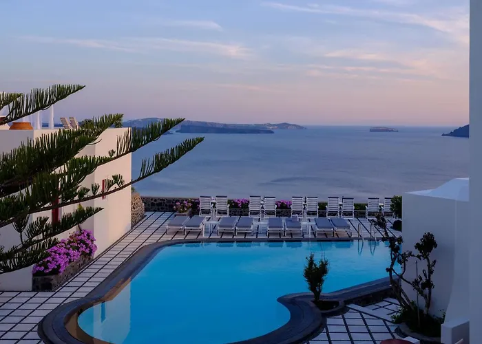 Nikos Villas