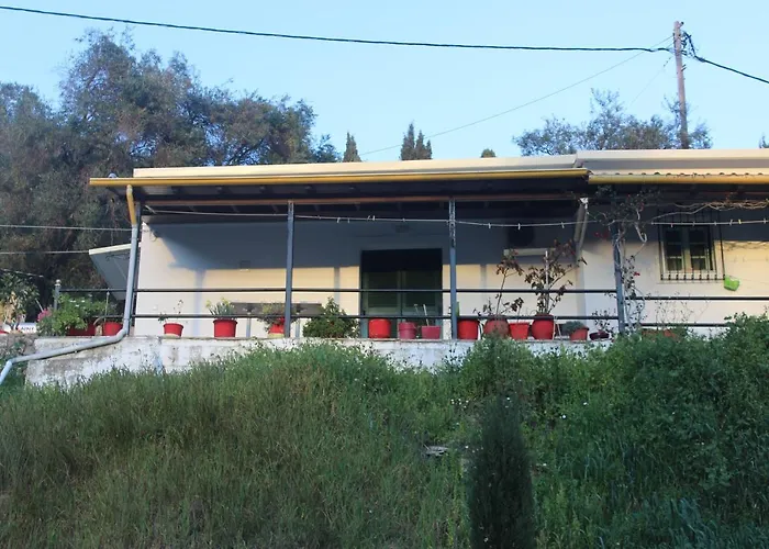 Niky\'S Cottage
