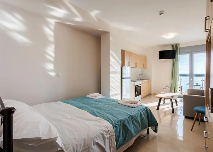 Georgia Seaview Apartments A4