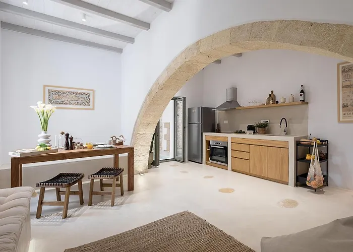 Lithos Retreat