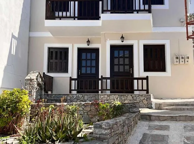 Achinos Apartments And Maisonettes