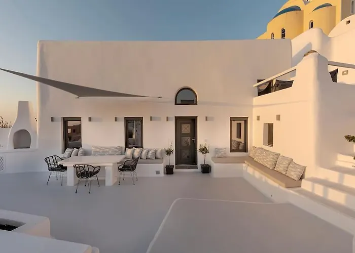 Aleanna Traditional Villa Fira