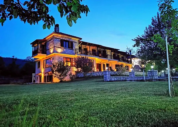 Hostel Lake Plastira