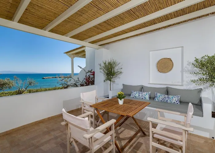 La Mer Seaside Apartments
