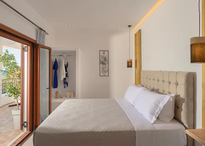 Auster House Santorini