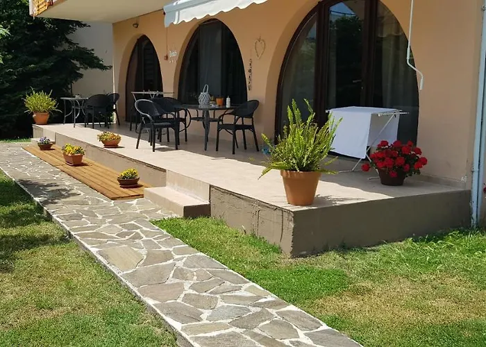 Nautica Bay Apartments