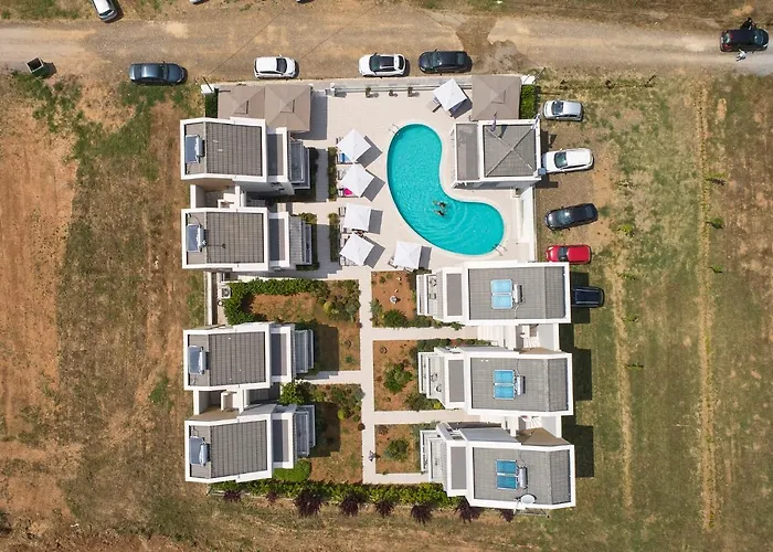 Greystone Suites