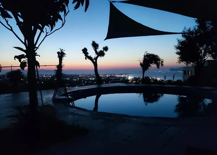Yiorgos, Amazing Sunset View House