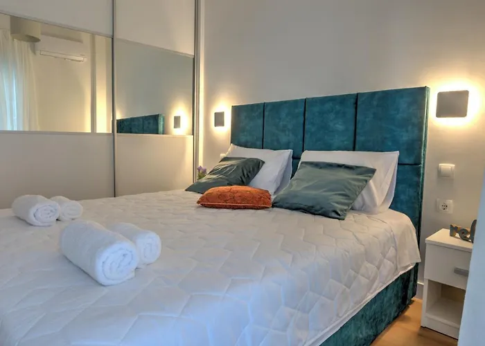 The Cosy Luxurious Seaside Apartment
