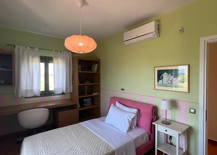 Elpida Residence