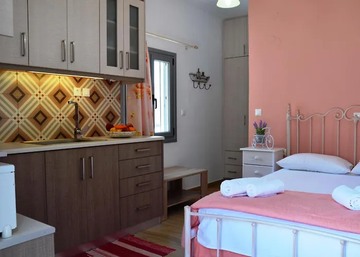 Viva Elafonisi - Studios Or Apartment, 10Min To Beach