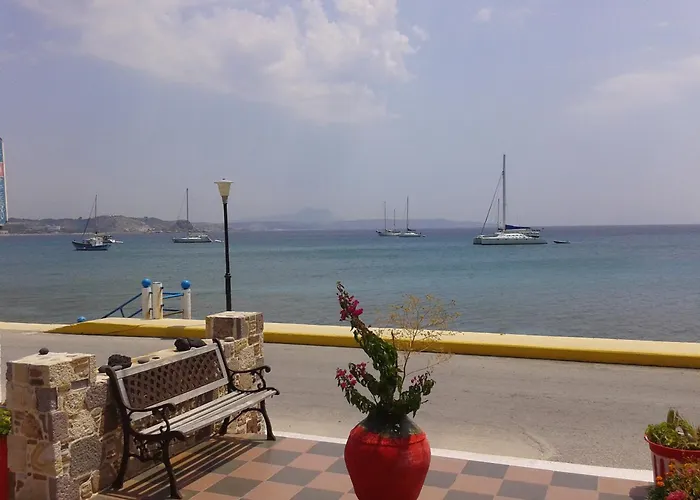 Anemomylos Apartments