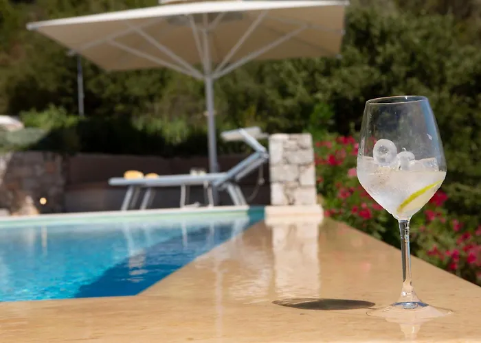 Villa Kastos - Stylish Luxury Villa With Direct Sea Access