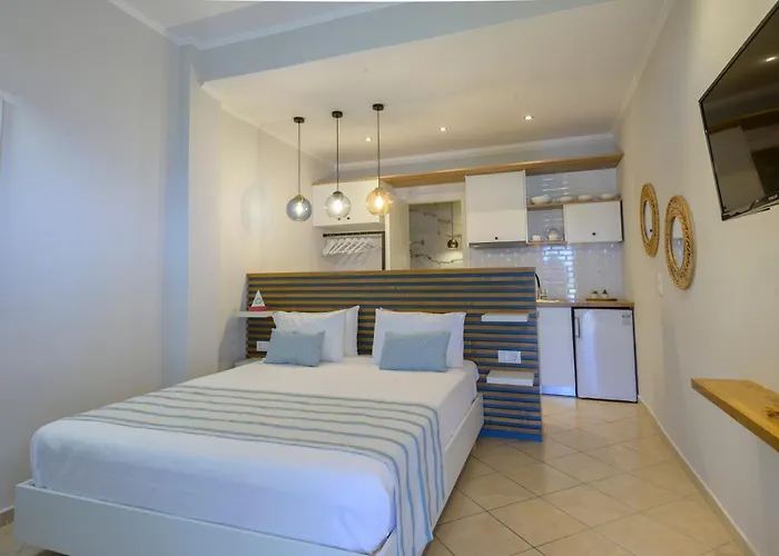 Pelagia\'S Apartments Finikounda