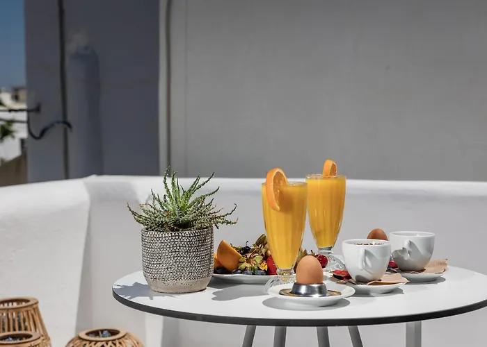 Naxos Leisure
