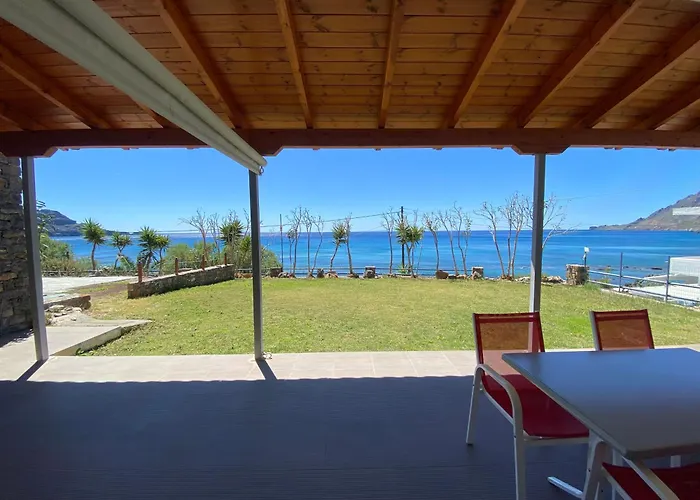 Thalassa House Apartments