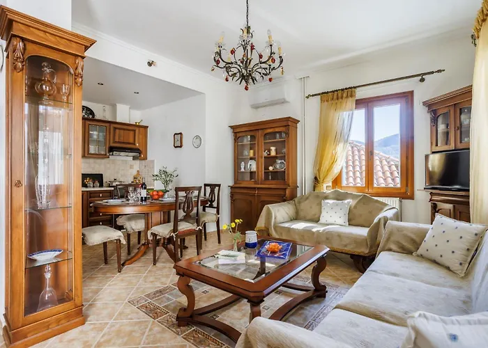 Skopelos Port View Home