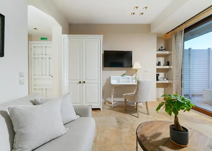 Agorastos Suites