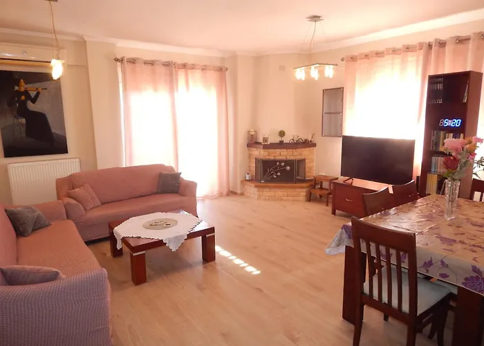 Philippos House In Nea Moudania