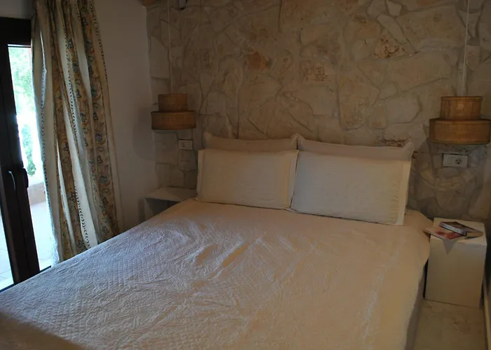 Amaryllis Luxury Suite