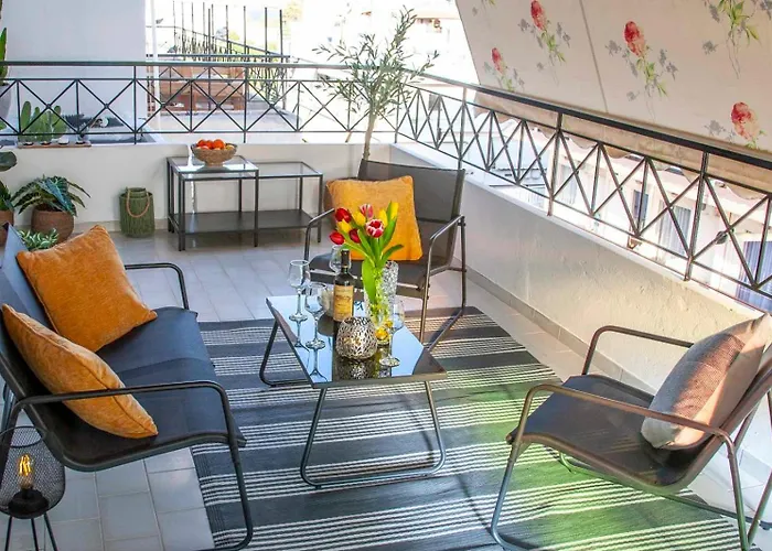 Top Floor Apartment In Chalkida