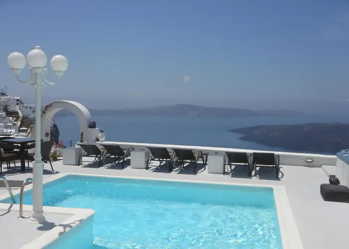 Nomikos Villas