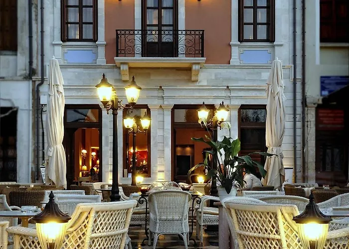 Civitas Suites Hotel