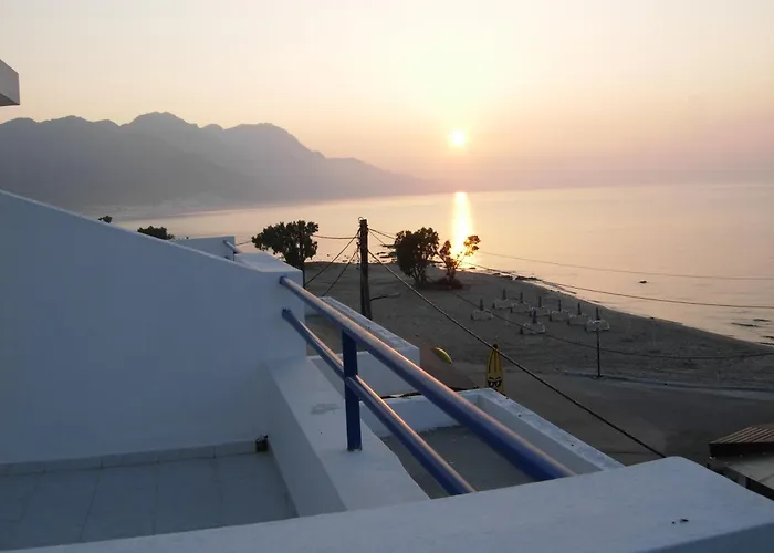 Philippos Studios & Apartments