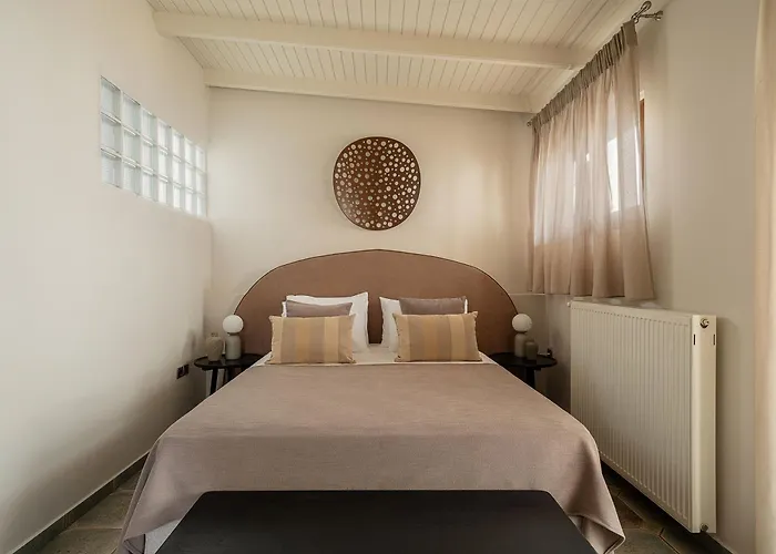 Xenios Dias Luxury Apartments With Sea View