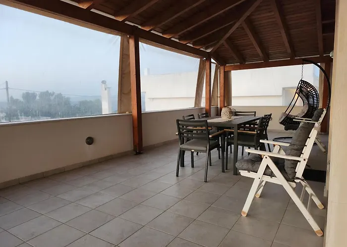 Chris Luxury Apartment,Near Athens Airport!