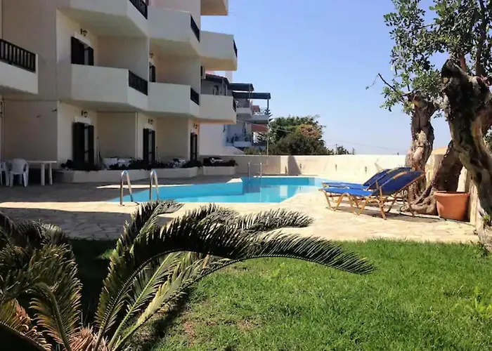 Sea View Apartment In A Great Location!!