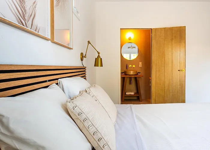 Azula Luxury Apartments