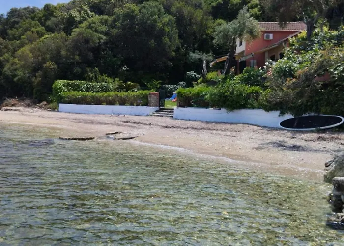 Beachfront Romantica Place