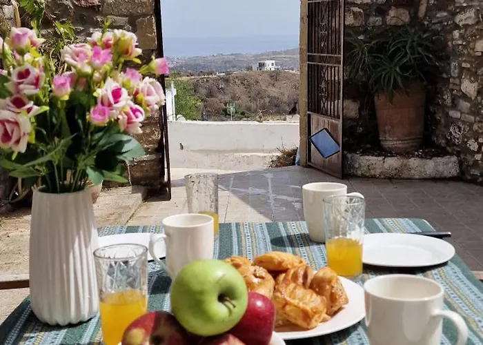 Yiannis Village House